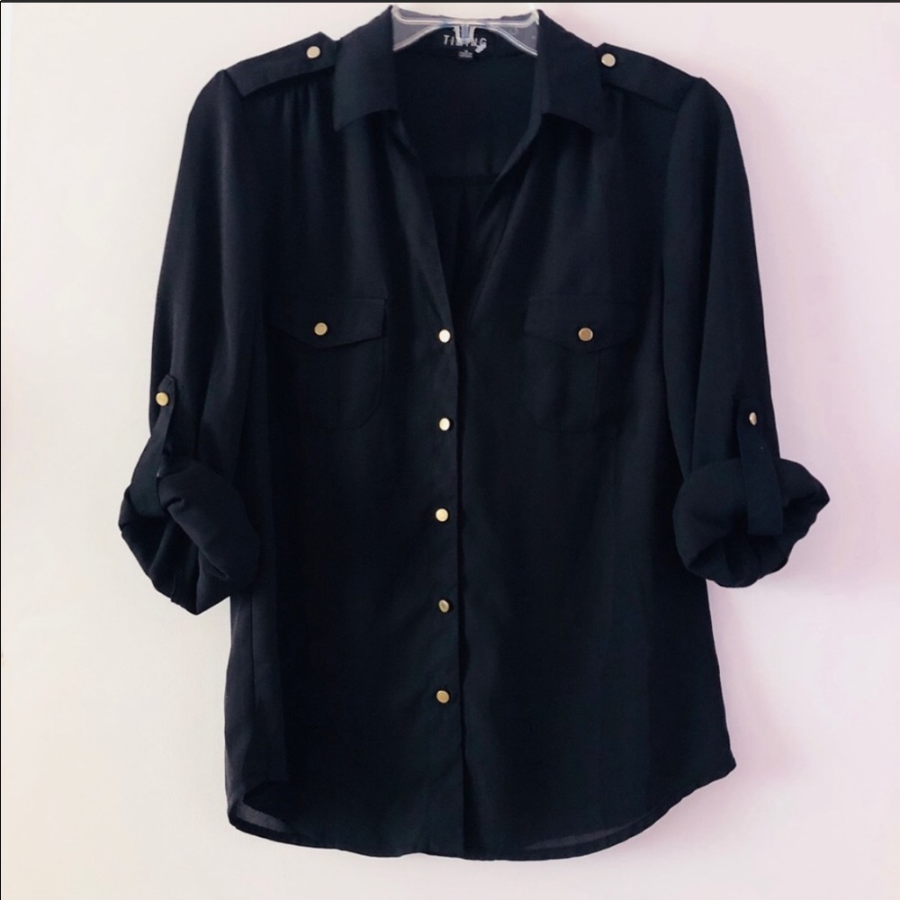 A’gaci black button up blouse